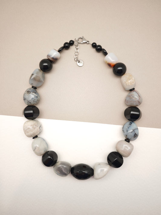 Collier Agate noire et grise