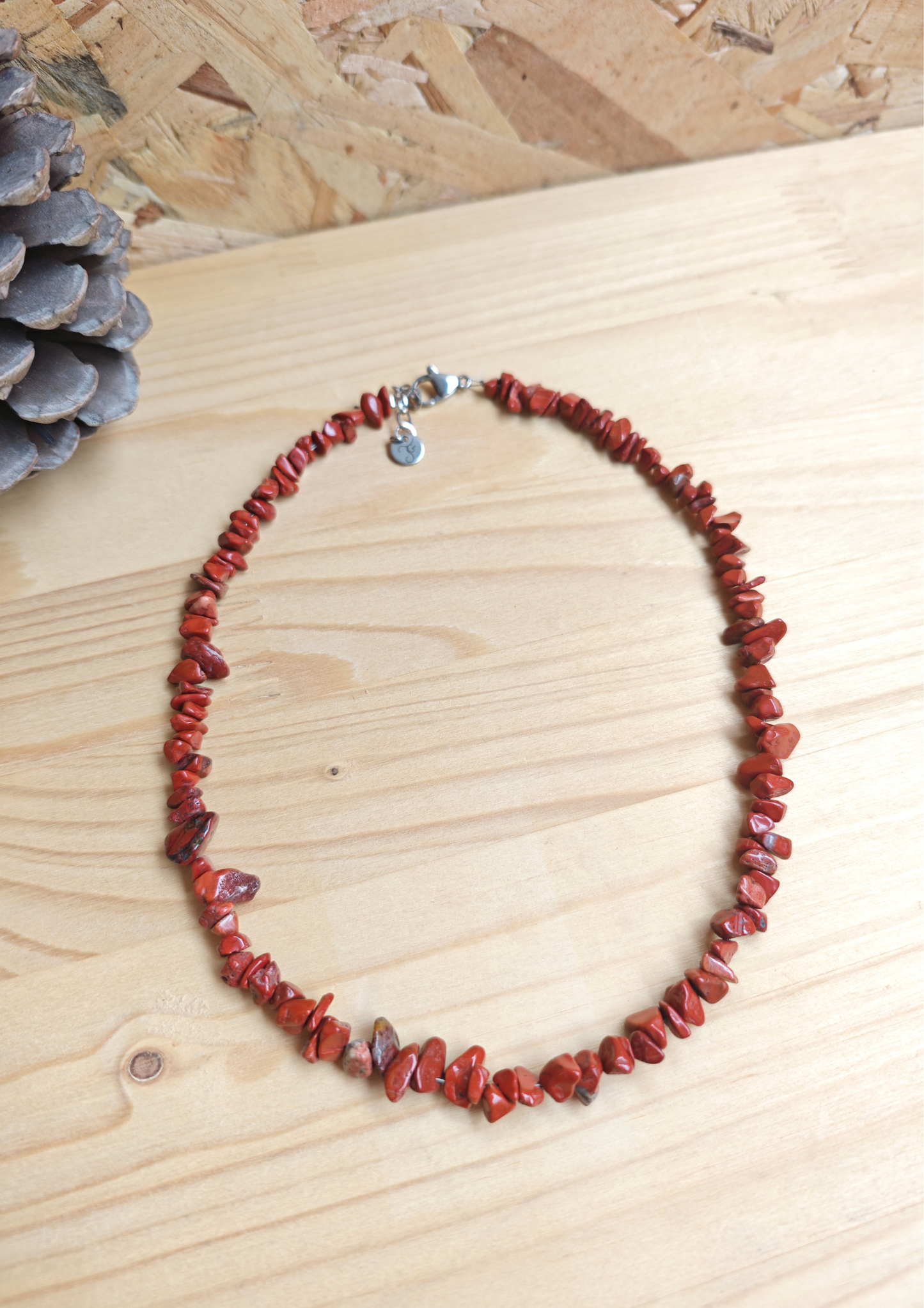 Collier Jaspe rouge brut